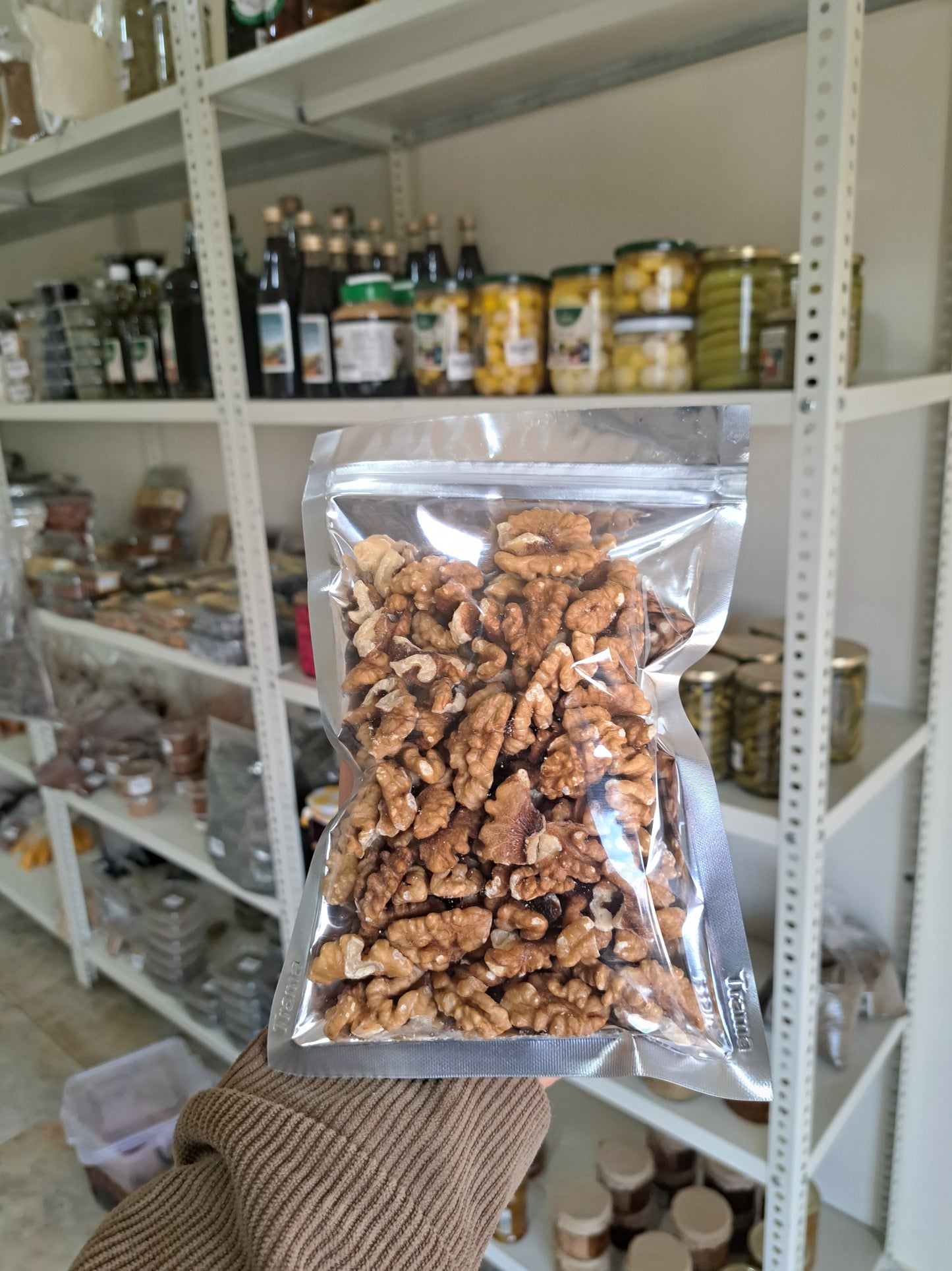 Walnut Halves & Pieces - 200 g