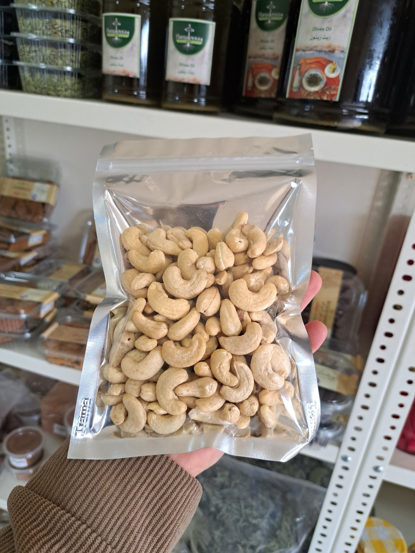 Cashews Whole - 200 g